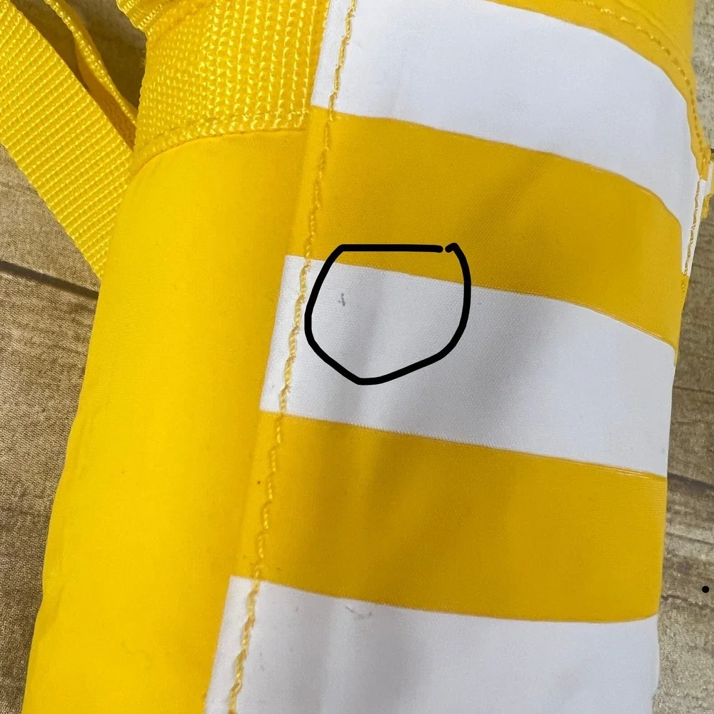 Vtg Tupperware Thirstquake 30oz Tumbler Insulated Carrying Bag Yellow and White